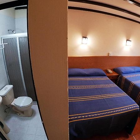 Hotel El Carmen, Морелия Экстерьер фото